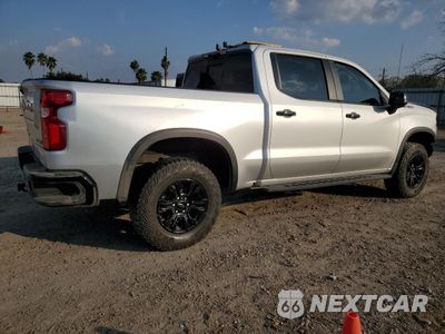 Trzecie zdjęcie samochodu z tyłu: 2022 CHEVROLET SILVERADO K1500 ZR2 VIN:3GCUDHEL6NG611984 - miniatura