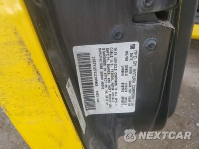 Zdjęcie 13 z 13 samochodu: 2001 SATURN SC2 VIN:1G8ZY12711Z109865 - miniatura