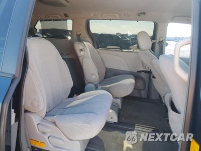 Zdjęcie 12 z 16 samochodu: 2012 TOYOTA SIENNA LE VIN:5TDKK3DC6CS217773 - miniatura
