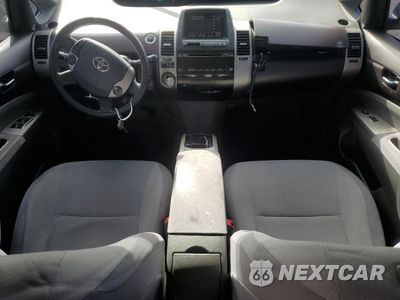 Zdjęcie 8 z 15 samochodu: 2005 TOYOTA PRIUS VIN:JTDKB20U657014565 - miniatura