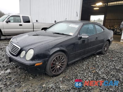 2000 MERCEDES-BENZ CLK 430 WDBLJ70G9YF135923 - główne zdjęcie licytacji z USA - miniatura