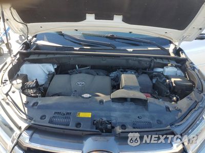 Zdjęcie 12 z 14 samochodu: 2019 TOYOTA HIGHLANDER LIMITED VIN:5TDDZRFH7KS704432 - miniatura