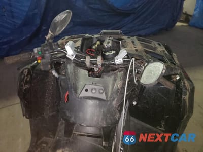 Piąte zdjęcie samochodu w środku: 2020 CAN-AM OUTLANDER MAX XT 850 VIN:3JBLPAU28LJ000442 - miniatura