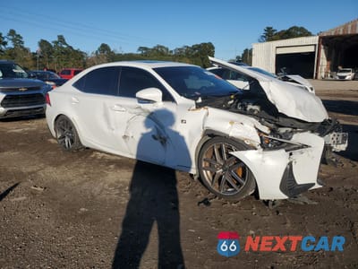 Czwarte zdjęcie samochodu z boku: 2017 LEXUS IS 200T VIN:JTHBA1D28H5041674 - miniatura