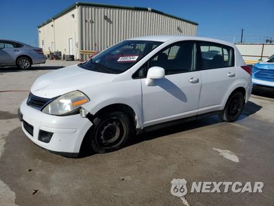 2010 NISSAN VERSA S 3N1BC1CP4AL457478 - główne zdjęcie licytacji z USA - miniatura