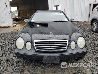 Piąte zdjęcie samochodu w środku: 2000 MERCEDES-BENZ CLK 430 VIN:WDBLJ70G9YF135923 - miniatura