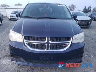Piąte zdjęcie samochodu w środku: 2014 DODGE GRAND CARAVAN SE VIN:2C4RDGBGXER187887 - miniatura