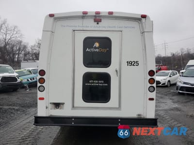 Zdjęcie 6 z 16 samochodu: 2019 FORD ECONOLINE E350 SUPER DUTY CUTAWAY VAN VIN:1FDEE3FS7KDC34256 - miniatura