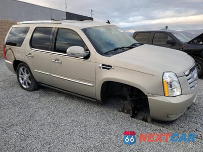Czwarte zdjęcie samochodu z boku: 2008 CADILLAC ESCALADE LUXURY VIN:1GYEC63838R160750 - miniatura