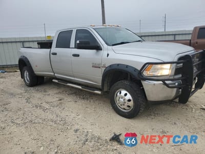 Czwarte zdjęcie samochodu z boku: 2014 RAM 3500 ST VIN:3C63RRGLXEG151431 - miniatura