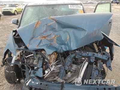 Zdjęcie 12 z 13 samochodu: 2008 TOYOTA SCION XB VIN:JTLKE50EX81035030 - miniatura