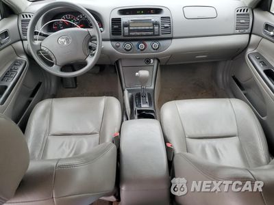 Zdjęcie 8 z 14 samochodu: 2006 TOYOTA CAMRY LE VIN:4T1BE32K86U110463 - miniatura