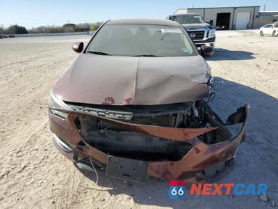 Piąte zdjęcie samochodu w środku: 2018 BUICK REGAL PREFERRED VIN:W04GL6SX7J1160952 - miniatura