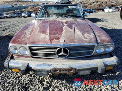 Piąte zdjęcie samochodu w środku: 1982 MERCEDES-BENZ 380 SL VIN:WDBBA45A7CB012779 - miniatura