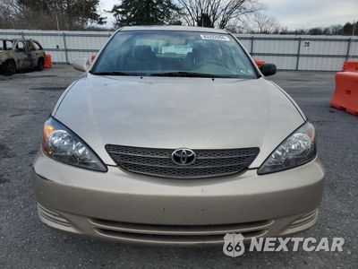 Piąte zdjęcie samochodu w środku: 2004 TOYOTA CAMRY LE VIN:4T1BE32K44U849004 - miniatura