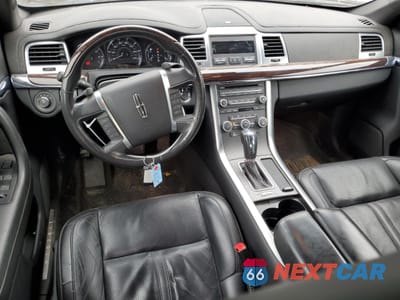Zdjęcie 8 z 15 samochodu: 2011 LINCOLN MKS VIN:1LNHL9DR4BG612604 - miniatura