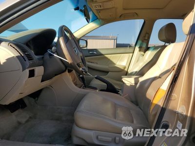 Zdjęcie 7 z 12 samochodu: 2004 HONDA ACCORD EX VIN:1HGCM66584A036107 - miniatura