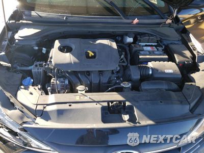 Zdjęcie 13 z 15 samochodu: 2019 HYUNDAI ELANTRA SE VIN:5NPD74LF3KH460795 - miniatura