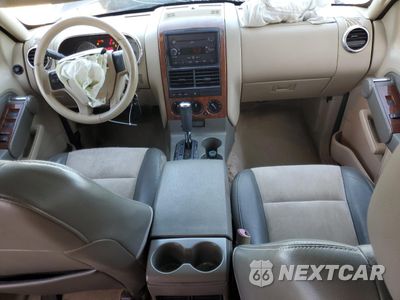 Zdjęcie 8 z 15 samochodu: 2006 FORD EXPLORER EDDIE BAUER VIN:1FMEU64856UB14988 - miniatura