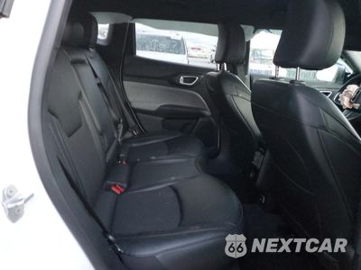 Zdjęcie 11 z 13 samochodu: 2024 JEEP COMPASS LATITUDE VIN:3C4NJDBN9RT154371 - miniatura