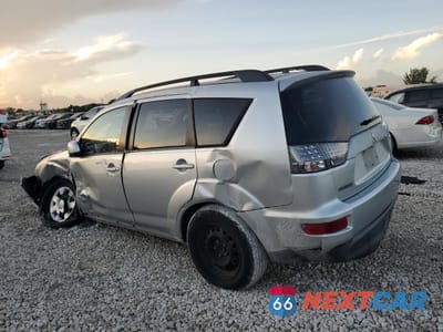 Drugie zdjęcie samochodu z przodu: 2011 MITSUBISHI OUTLANDER ES VIN:JA4AS2AW0BU009638 - miniatura
