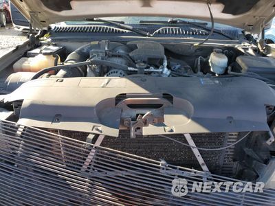 Zdjęcie 12 z 15 samochodu: 2006 CHEVROLET SILVERADO K2500 HEAVY DUTY VIN:1GCHK23D06F203547 - miniatura
