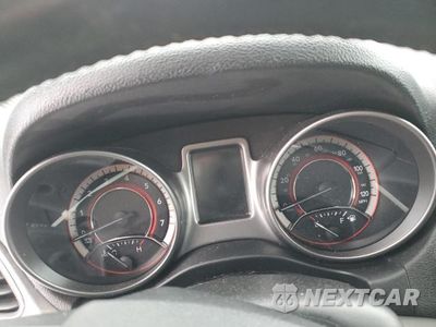 Zdjęcie 9 z 13 samochodu: 2017 DODGE JOURNEY CROSSROAD VIN:3C4PDDGG6HT575649 - miniatura