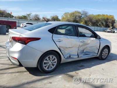 Trzecie zdjęcie samochodu z tyłu: 2019 HYUNDAI ACCENT SE VIN:3KPC24A37KE076011 - miniatura