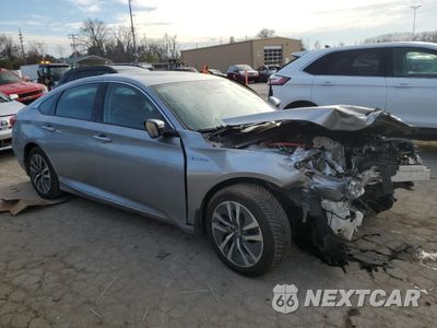 Czwarte zdjęcie samochodu z boku: 2019 HONDA ACCORD TOURING HYBRID VIN:1HGCV3F90KA021175 - miniatura