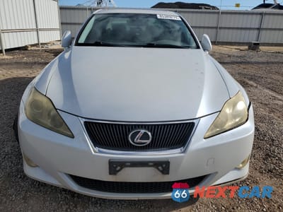 Piąte zdjęcie samochodu w środku: 2006 LEXUS IS 250 VIN:JTHBK262365014458 - miniatura