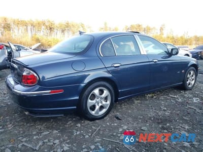 Trzecie zdjęcie samochodu z tyłu: 2002 JAGUAR S-TYPE VIN:SAJDA01N82FM23371 - miniatura