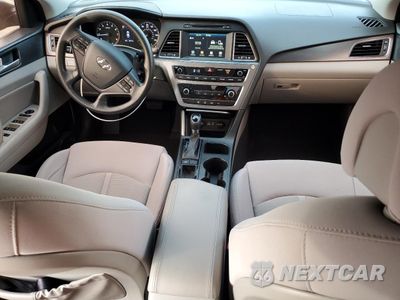 Zdjęcie 8 z 15 samochodu: 2017 HYUNDAI SONATA SPORT VIN:5NPE34AF0HH438877 - miniatura