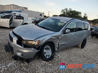 2011 MITSUBISHI OUTLANDER ES JA4AS2AW0BU009638 - główne zdjęcie licytacji z USA - miniatura