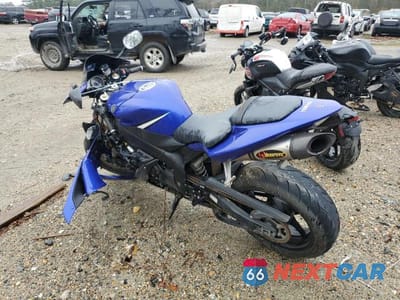 Trzecie zdjęcie samochodu z tyłu: 2006 YAMAHA YZFR1 VIN:JYARN15E36A000995 - miniatura