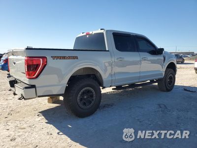Trzecie zdjęcie samochodu z tyłu: 2023 FORD F150 SUPERCREW VIN:1FTFW1E52PFD31768 - miniatura