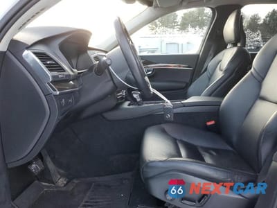 Zdjęcie 7 z 13 samochodu: 2018 VOLVO XC90 T5 VIN:YV4102PK1J1373306 - miniatura
