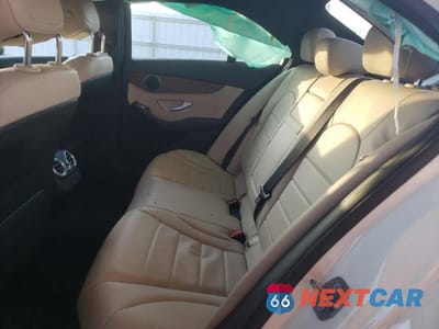 Zdjęcie 10 z 13 samochodu: 2019 MERCEDES-BENZ C 300 VIN:55SWF8DB0KU300790 - miniatura
