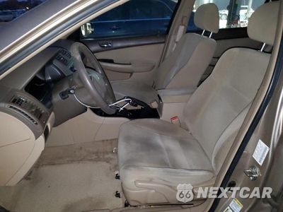 Zdjęcie 7 z 12 samochodu: 2007 HONDA ACCORD VALUE VIN:1HGCM56127A121195 - miniatura