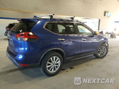 Trzecie zdjęcie samochodu z tyłu: 2018 NISSAN ROGUE S VIN:KNMAT2MT9JP532383 - miniatura
