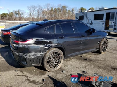 Trzecie zdjęcie samochodu z tyłu: 2024 BMW X4 M VIN:5YM23EC0XR9V80155 - miniatura