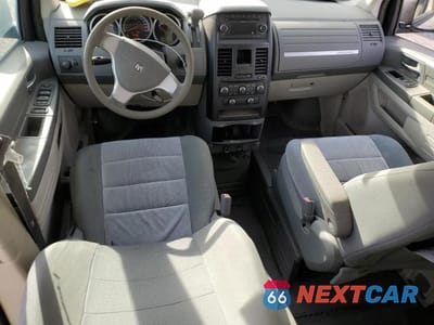 Zdjęcie 8 z 13 samochodu: 2009 DODGE GRAND CARAVAN SE VIN:1D8HN44E29B520690 - miniatura