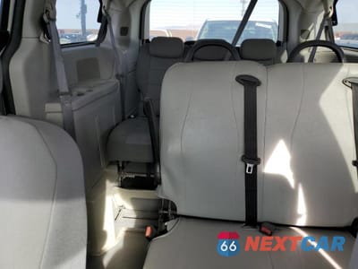 Zdjęcie 10 z 13 samochodu: 2009 DODGE GRAND CARAVAN SE VIN:1D8HN44E29B520690 - miniatura