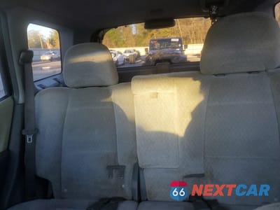Zdjęcie 10 z 15 samochodu: 2005 HYUNDAI SANTA FE GLS VIN:KM8SC13E35U984673 - miniatura