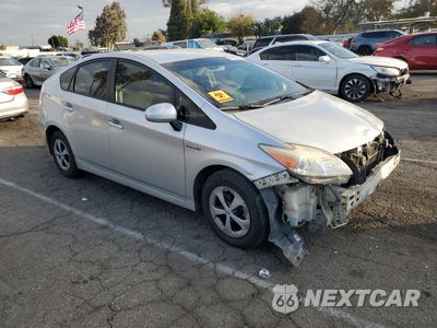 Czwarte zdjęcie samochodu z boku: 2015 TOYOTA PRIUS VIN:JTDKN3DU2F1972601 - miniatura