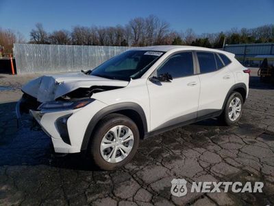 2024 CHEVROLET TRAX LS KL77LFE24RC217711 - główne zdjęcie licytacji z USA - miniatura