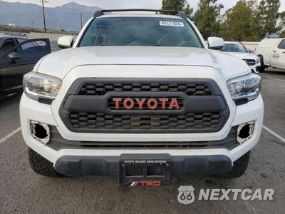 Piąte zdjęcie samochodu w środku: 2016 TOYOTA TACOMA DOUBLE CAB VIN:3TMAZ5CN8GM009504 - miniatura
