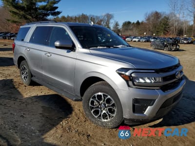Czwarte zdjęcie samochodu z boku: 2024 FORD EXPEDITION XLT VIN:1FMJU1H82REA17970 - miniatura