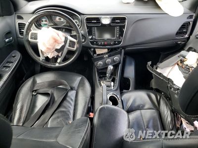 Zdjęcie 8 z 14 samochodu: 2011 CHRYSLER 200 LIMITED VIN:1C3BC2FG9BN618279 - miniatura