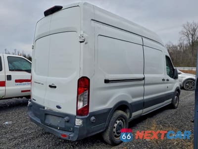 Trzecie zdjęcie samochodu z tyłu: 2018 FORD TRANSIT T-250 DELIVERY VAN VIN:1FTYR2XV3JKA04264 - miniatura