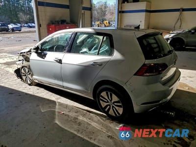 Drugie zdjęcie samochodu z przodu: 2019 VOLKSWAGEN E-GOLF SE VIN:WVWKR7AU4KW910940 - miniatura